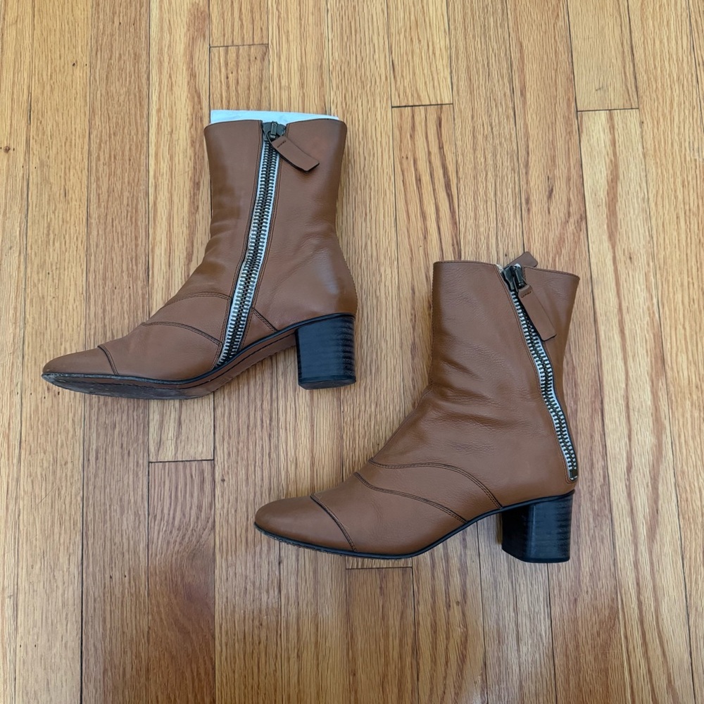 CHLOE Leather Bootie